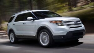 Ford-Explorer-2010-a-sloupek-kba