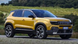 Jeep-Avenger-2024-hv-baterie-stitek-kba