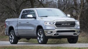Ram-1500-2022-sloupek-rizeni-svetla