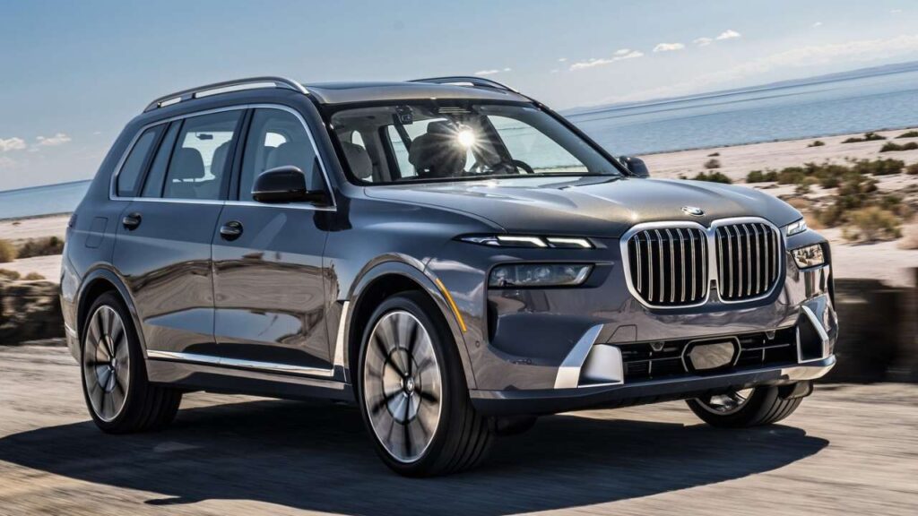 BMW-X7-2024-brzdy-havarie