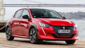 Peugeot-208-2024-motor-spojka