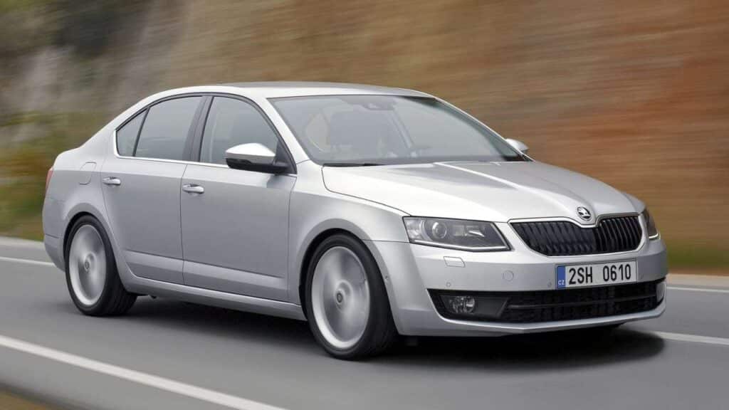 Skoda-Octavia-2013-airbag-takata