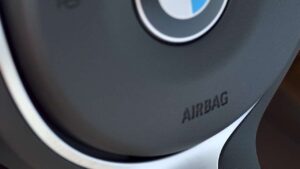 BMW-airbag-svolavaci-akce
