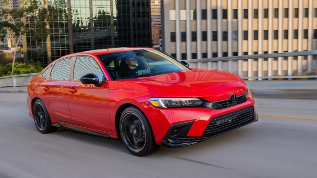 Honda-Civic-2023-2024-software-motor