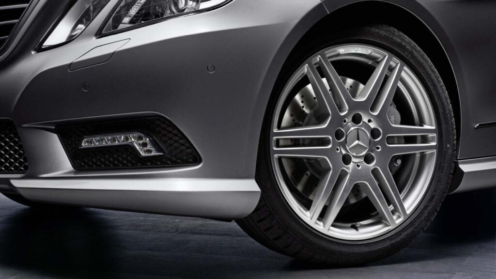 Mercedes-Benz-posilovac-rizeni-kba