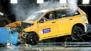 Volvo-brzdovy-pedal-selhani