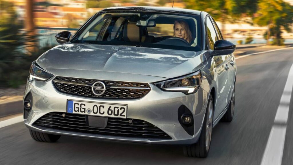 Opel-Corsa-2022-2023-emise-elektronika