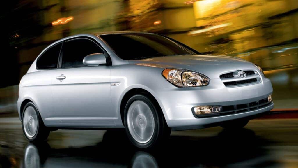 Hyundai-Accent-2010-abs-pozar