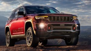 Jeep-Grand-Cherokee-2020-2023-elektronika-pozar