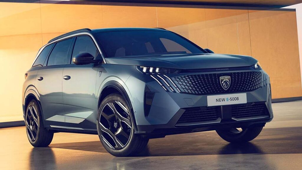 Peugeot-5008-operky-hlavy