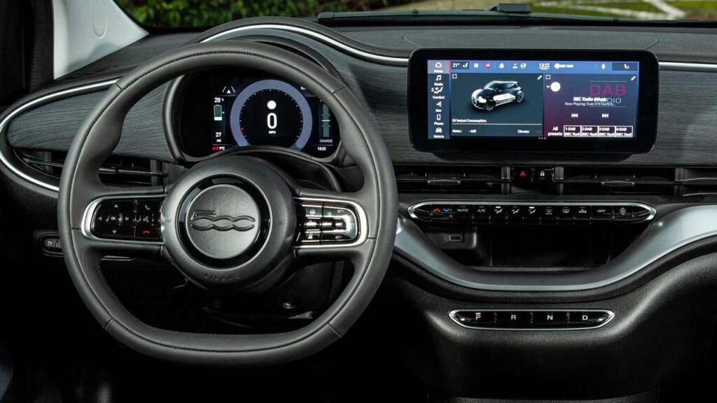 Fiat-500-radio-software-update-kba