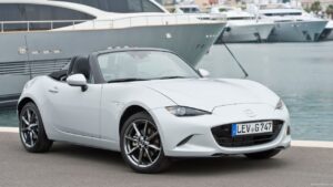 Mazda-MX-5-2023-2024-elektronika-zraneni