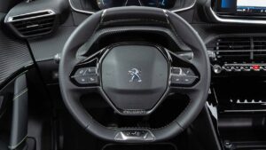 Peugeot-208-2023-imobilizer-selhani