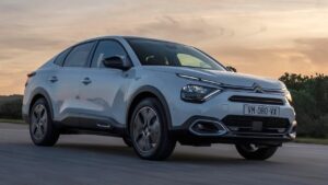 citroen-C4-X-bluehdi-selhani