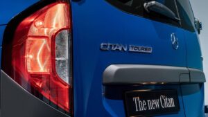 Mercedes-Benz-Citan-2024-svetla-problem