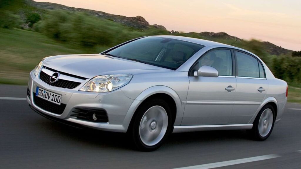 Opel-Vectra-2005-2008-airbag-zraneni