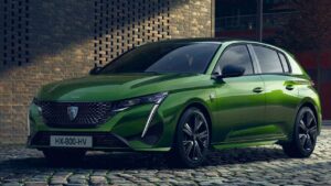Peugeot-308-2024-2025-palivo-pozar