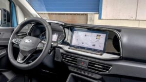 ford-transit-connect-2023-2024-zadni-kamera