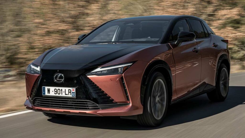 Lexus-RZ-2023-elektricky-kompresor