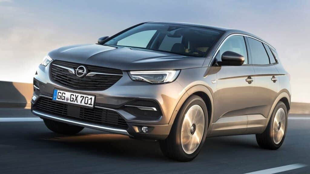 Opel-Grandland_X-2020-baterie-pozar