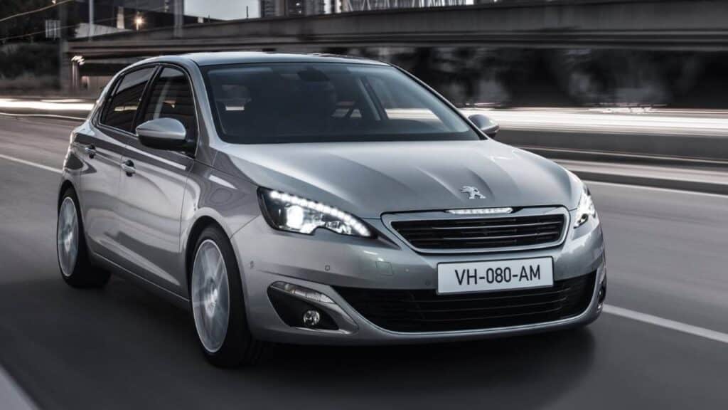 Peugeot-308-2013-2018-motor-emise