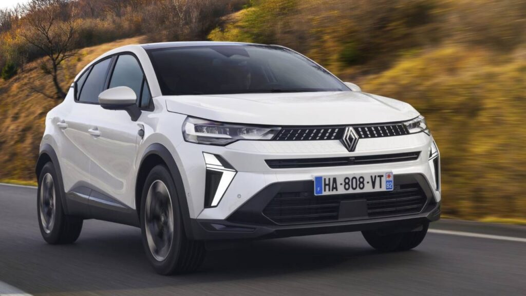 Renault-Captur-2024-2025-elektronika-zraneni