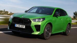 BMW-X2-2025-pasy