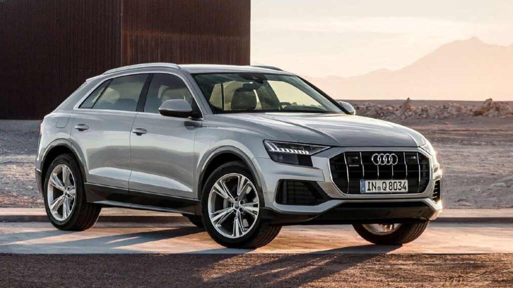 Audi-Q8-2019-2024-elektronika-pozar