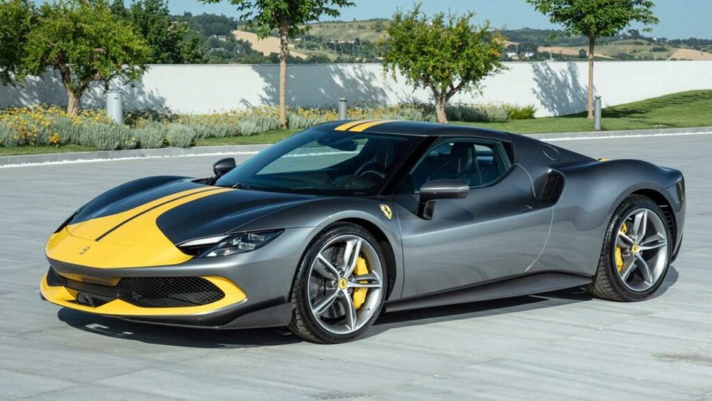 Ferrari-296-2021-turbo-pozar