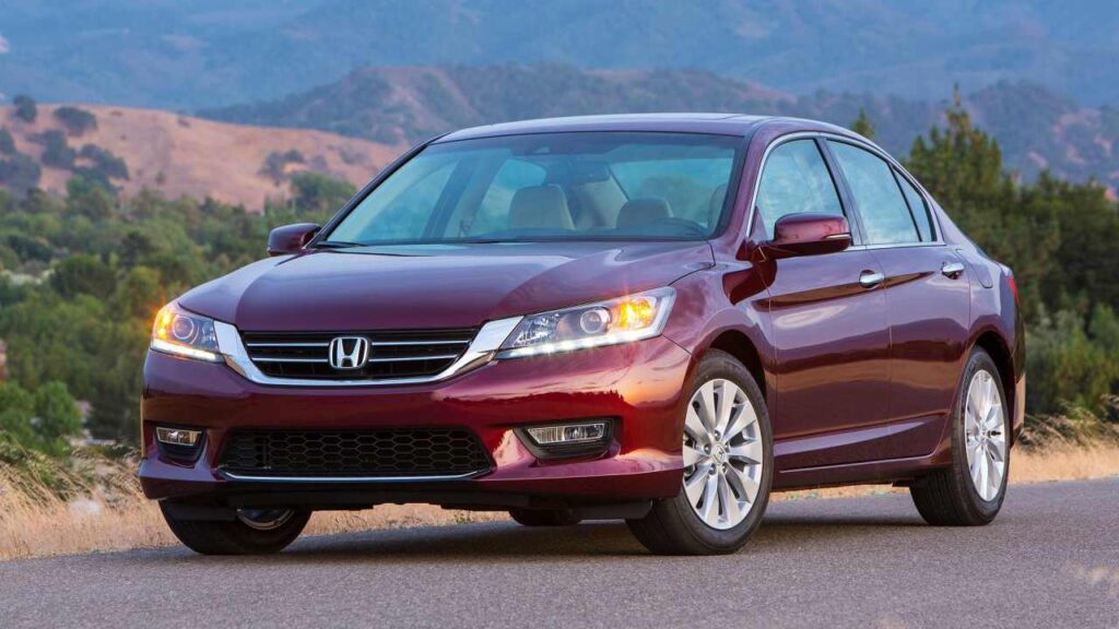 Honda-Accord-2013-hnaci-hridel-kba