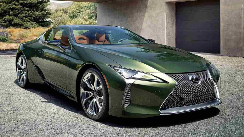 Lexus-LC-2022-elektronika-havarie