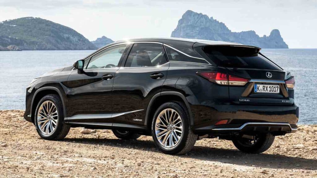 Lexus-RX-2022-elektronoka-havarie