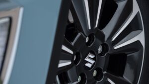 Suzuki-Vitara-2024-posilovac-kba