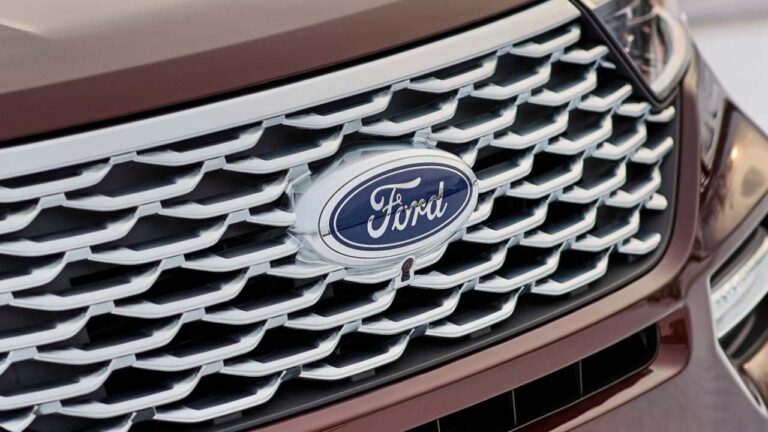 Ford-Explorer-operadlo-49-25