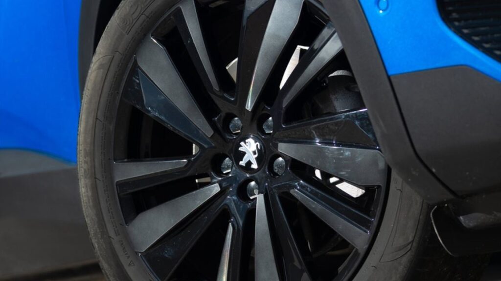 Peugeot-3008-rizeni-kba