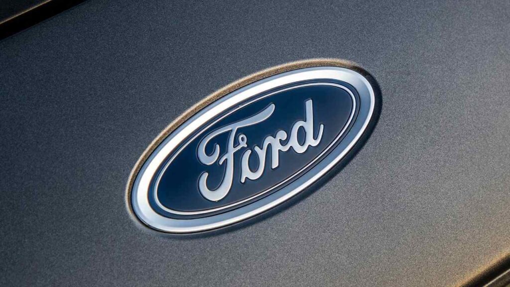 Ford-Focus-2025-unik-paliva-pozar