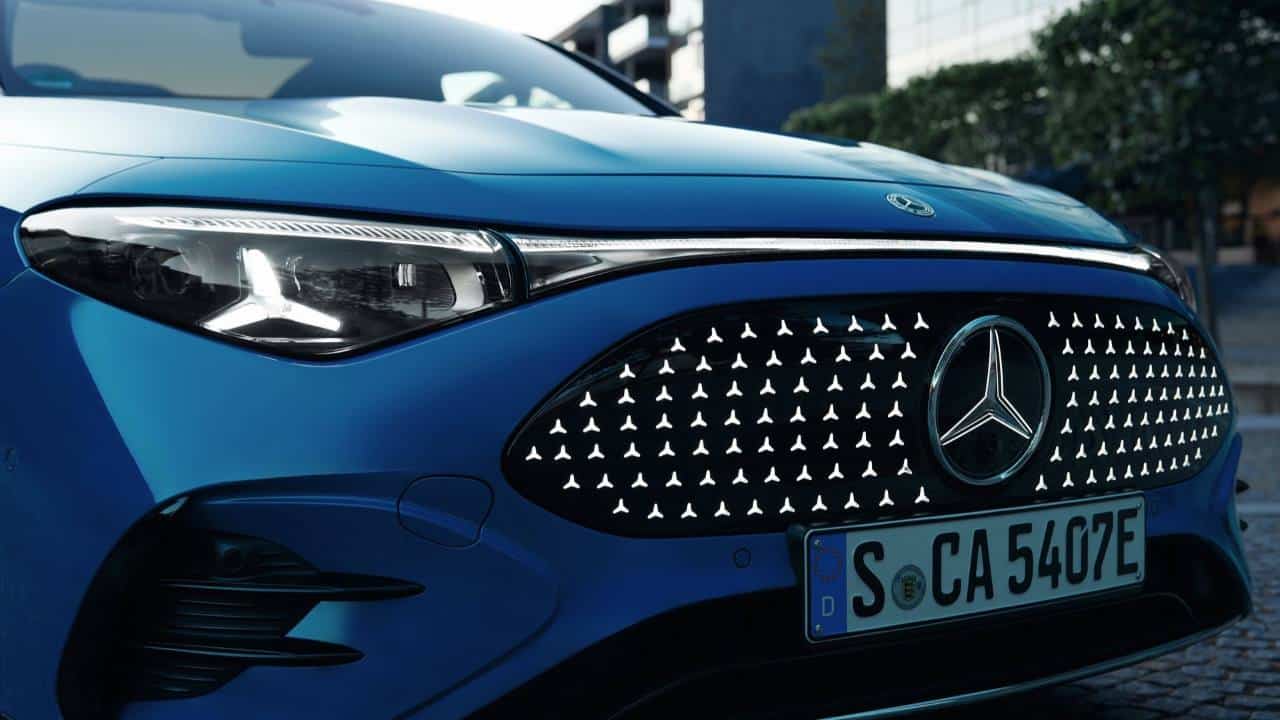 Mercedes-Benz-CLA-2025-elektronika-pozar