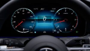 Mercedes-Benz-E-Class_assistants-kba