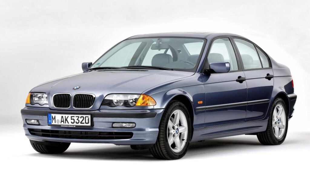 BMW-3-Series-1998-2006-airbag-zraneni