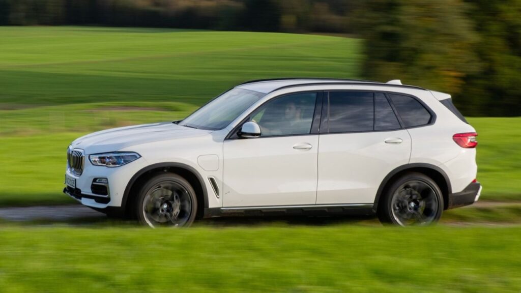BMW-X5-2020-2024-elektronika-pozar