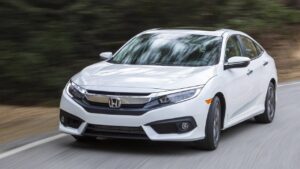 Honda-Civic-2014-2021-podvozek-zraneni