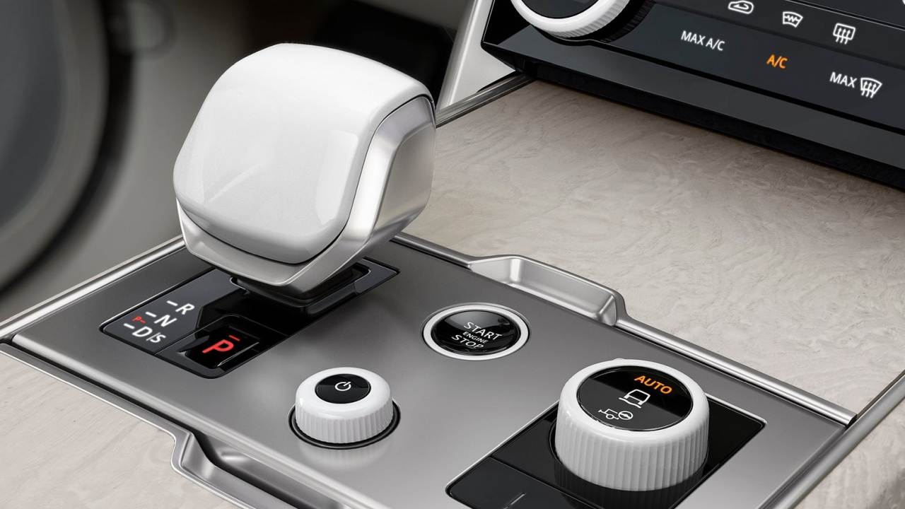 Land_Rover-Range_Rover-2022-saltpaka