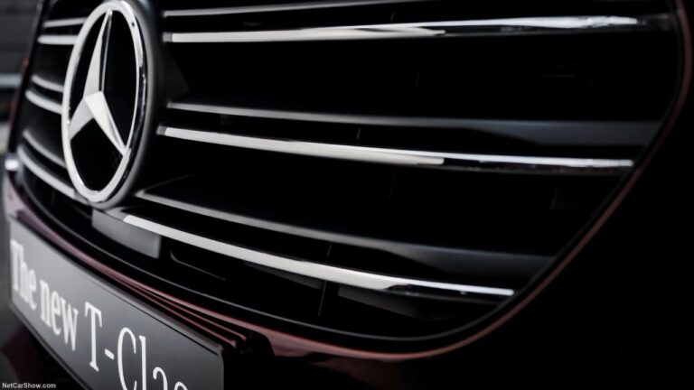 Mercedes-Benz-T-Class-2024-2025-spojka-selhani