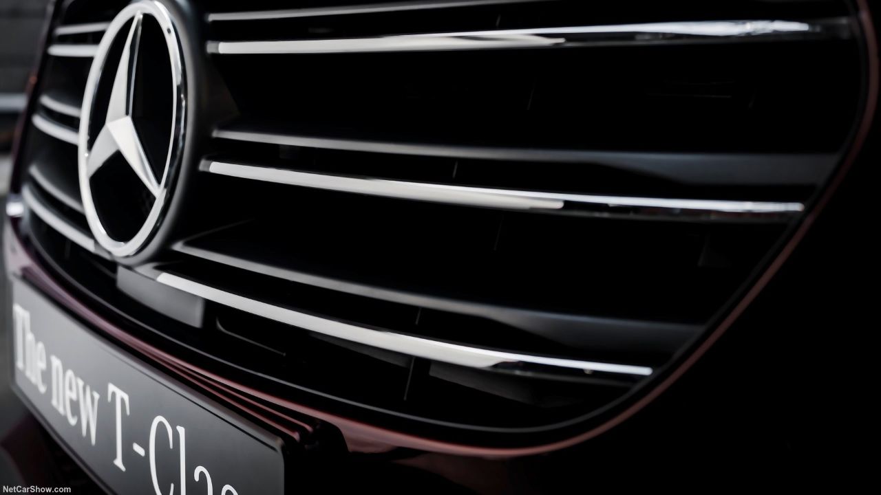 Mercedes-Benz-T-Class-2024-2025-spojka-selhani