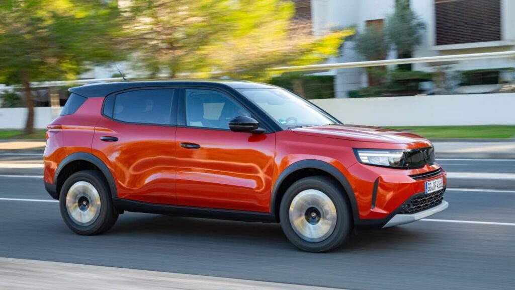 Opel-Frontera-2024-2025-elektronika-pozar