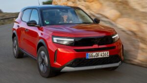 Opel-Frontera-2025-rizeni-pozar