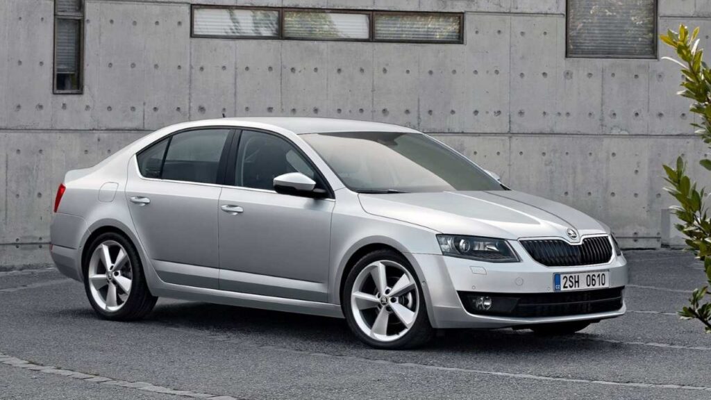 Skoda-Octavia-2014-2016-airbag-zraneni