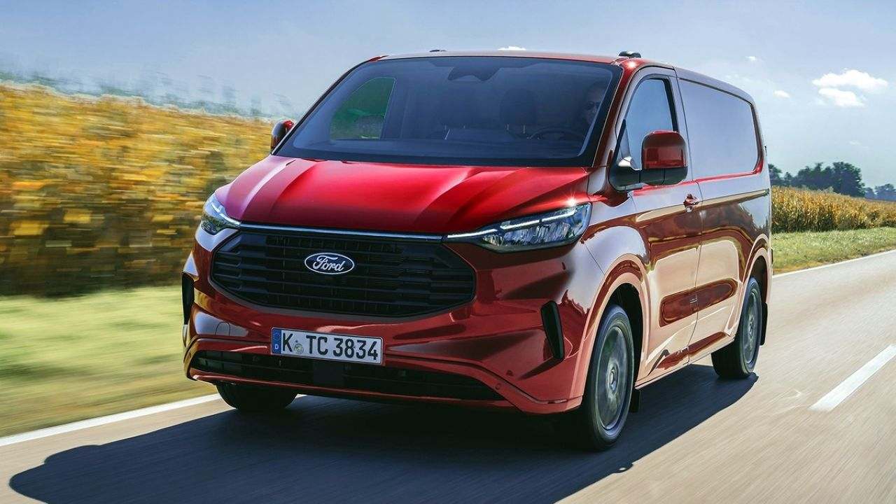 ford-transit-2024-2025-kabely-pozar