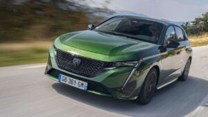 Peugeot-308-2025-2026-motor-zraneni