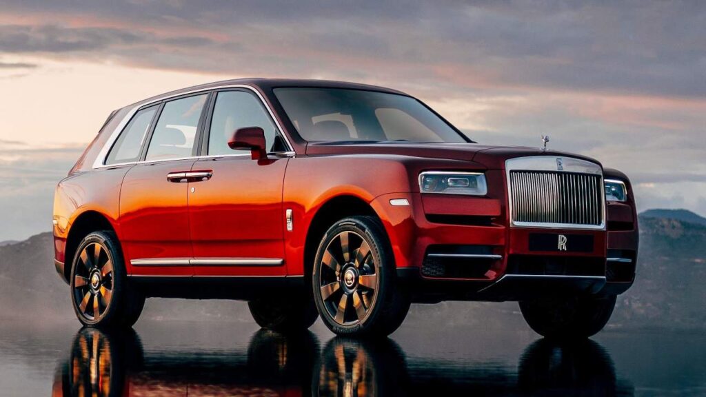 Rolls-Royce-Cullinan-2019
